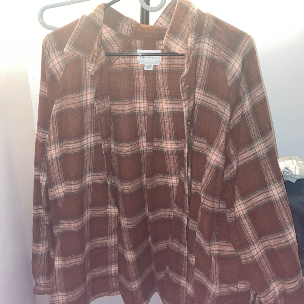 AE woman’s flannel
